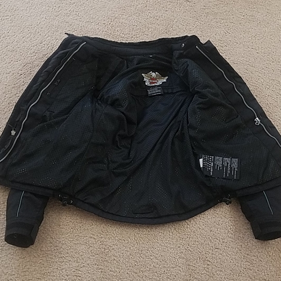 Harley Davidson - Picture 2 of 3